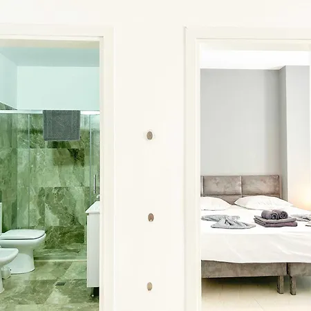 Apartment 600