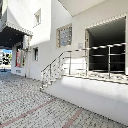 Apartment 600 Golem (Tirana)