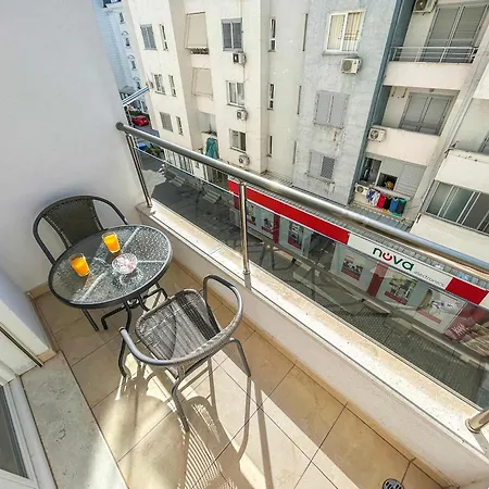 Apartment 600